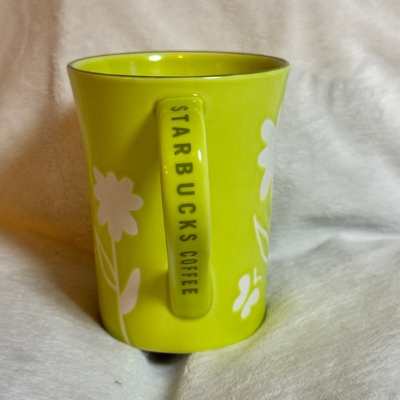 STARBUCKS 2007 Lime Green White Floral Flowers Butterflies Coffee Cup Mug 12 oz - Picture 2 of 4